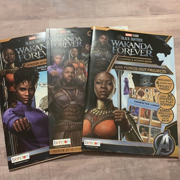 MARVEL BLACK PANTHER ACTIVITY BOOKS AVENGERS - Picture 1 of 7